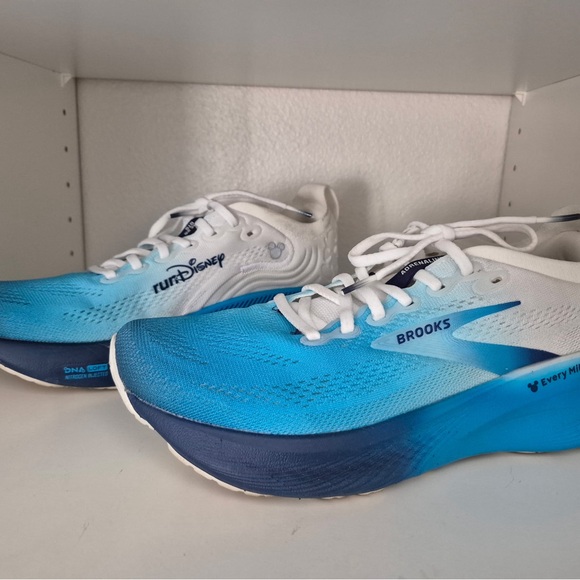 Brooks Run Disney Adrenaline GTS Shoes - Picture 2 of 10